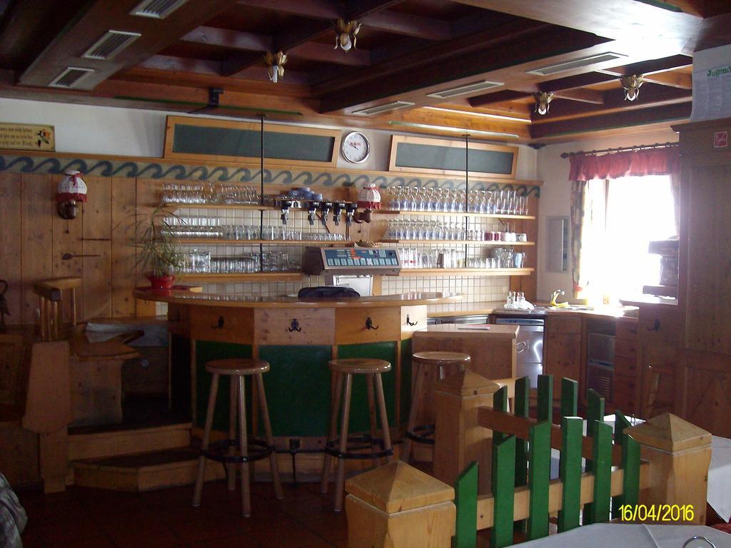 Gasthaus Zur Melzen Versbichl Exterior foto